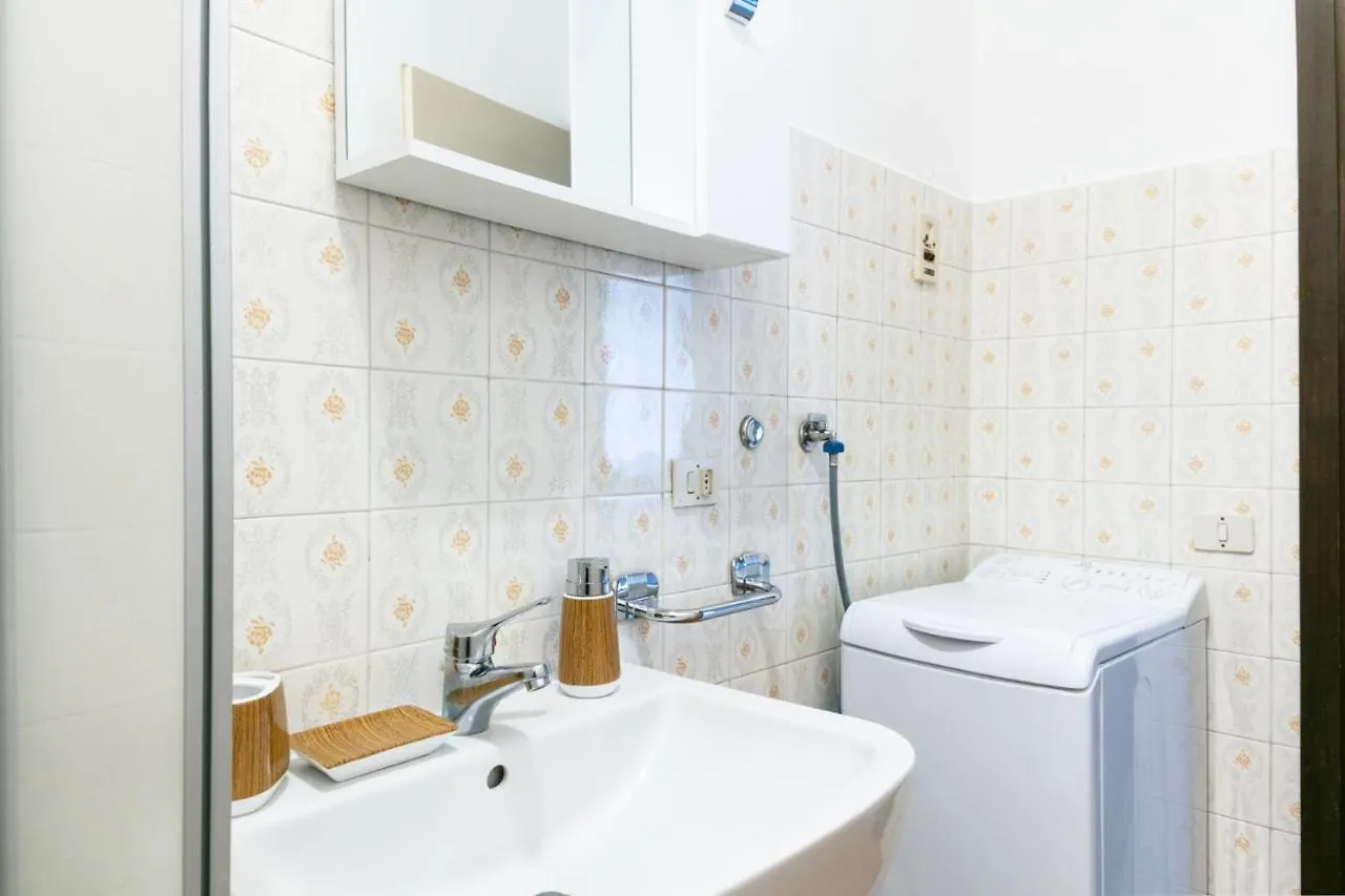 Dehomes - Luxury Grand Suite Milano 0*,  İtalya