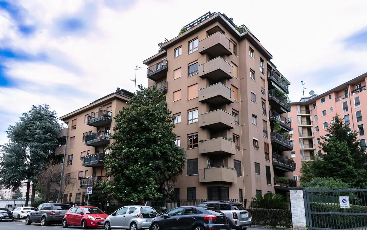 Dehomes - Luxury Grand Suite Milano Daire